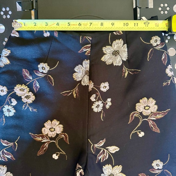 NWT Monique Lhuillier Black Floral Straight Leg Pants - Picture 8 of 13